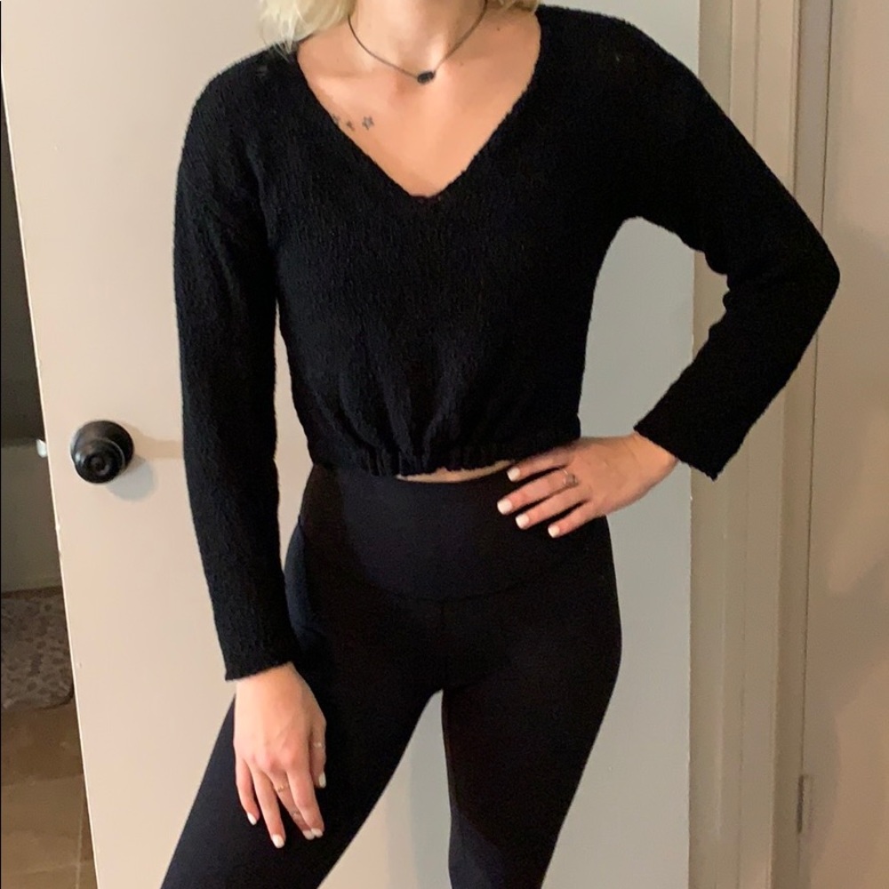 Cropped black Sweater
